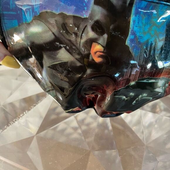 Batman Kids Fanny Pack 2005 DC Comics - Picture 3 of 13